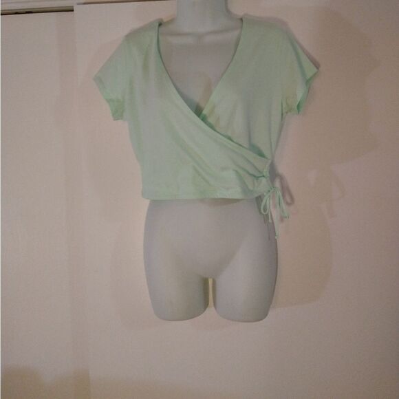 Rue21 Wrap Crop Top - Picture 2 of 4